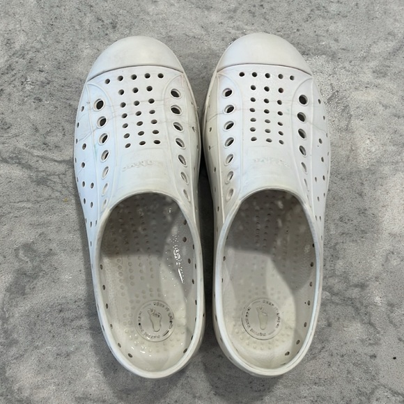 Native White Shoes size c13 - Picture 4 of 5